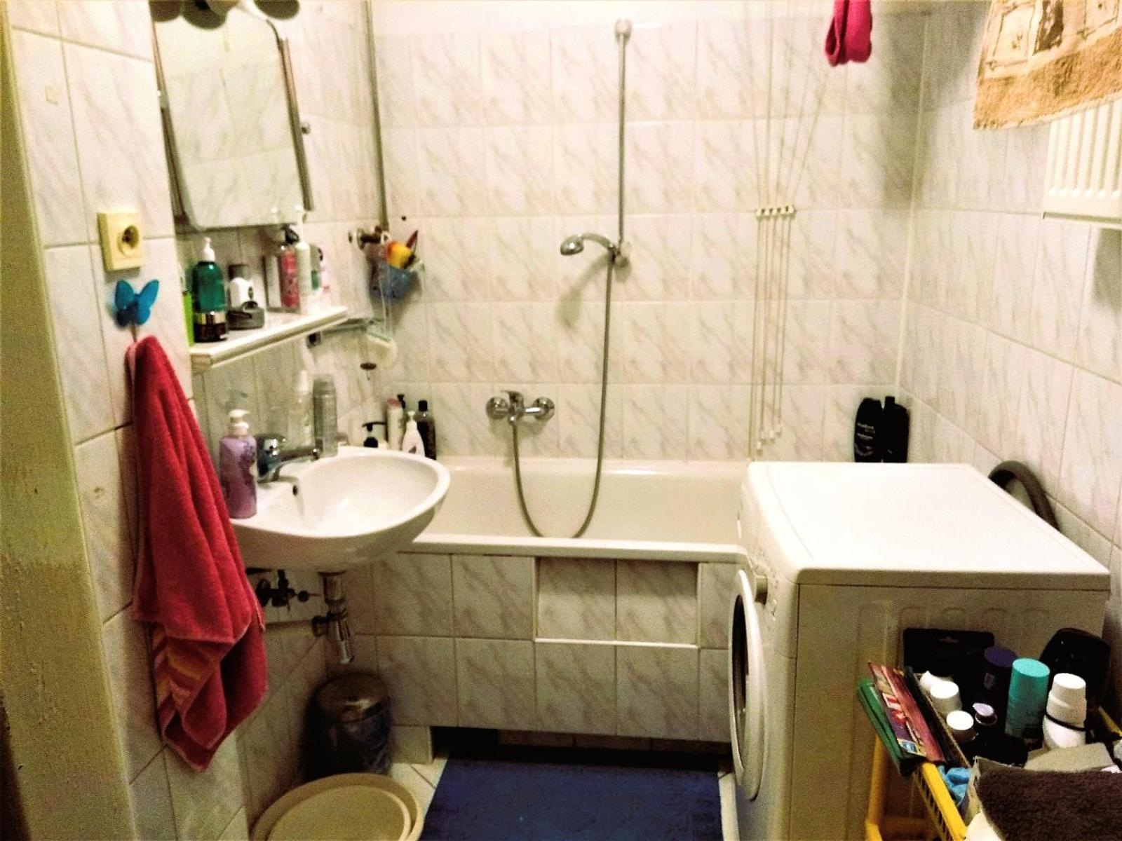 Sloneczny W Bloku Na 1 P Dla 1 Niepalacej Osoby Od 1 Do 12 Miesiecy Kwatera prywatna